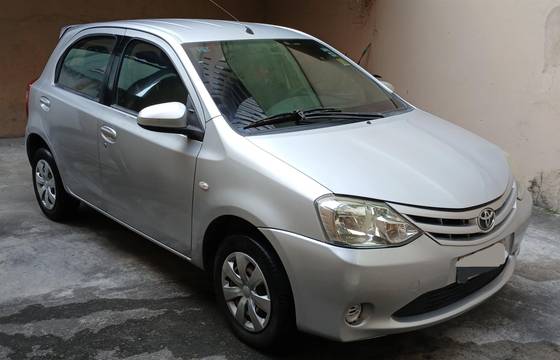 TOYOTA ETIOS 1.5 XS 16V FLEX 4P MANUAL TOYOTA ETIOS 1.5 XS 16V FLEX 4P MANUAL